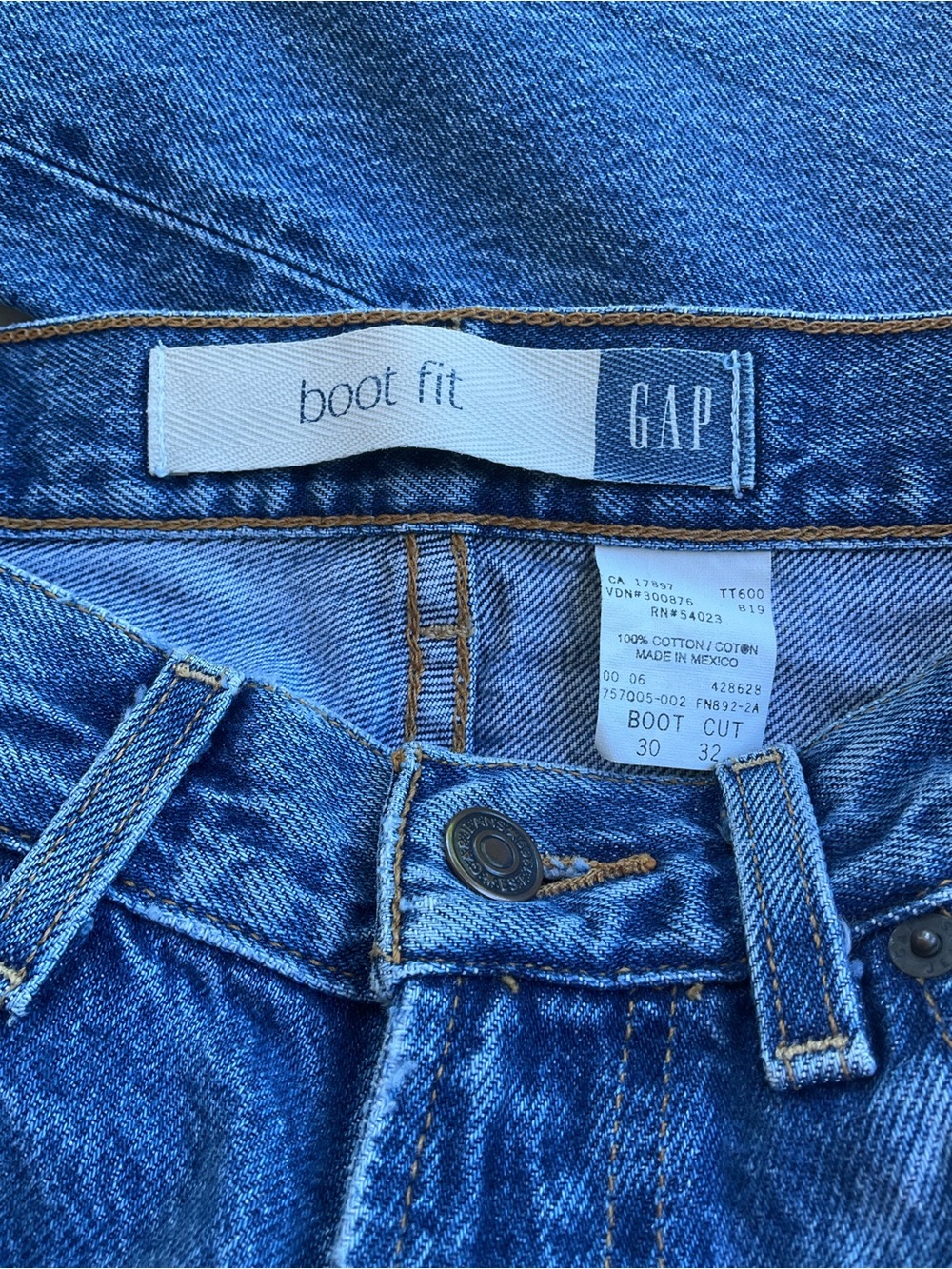 Y2K Gap Boot Fit Cut Jeans Mens 30 X 31 - Picture 3 of 3